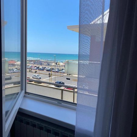 Sea View Διαμέρισμα Λίντο ντι Όστια Εξωτερικό φωτογραφία