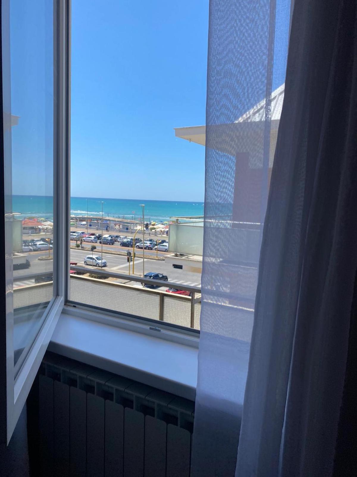 Sea View Διαμέρισμα Λίντο ντι Όστια Εξωτερικό φωτογραφία